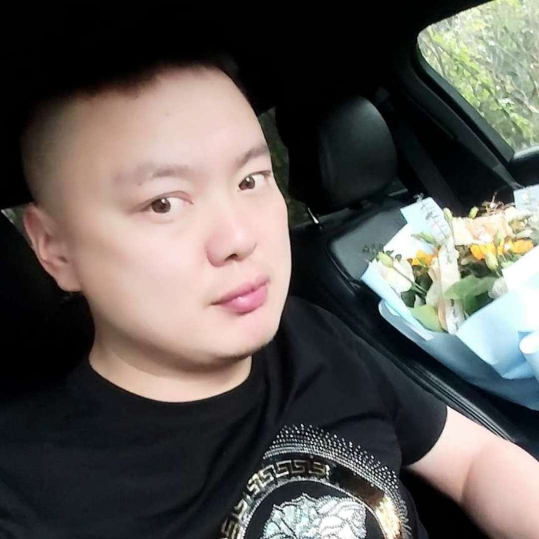 路灯后来kkk的照片