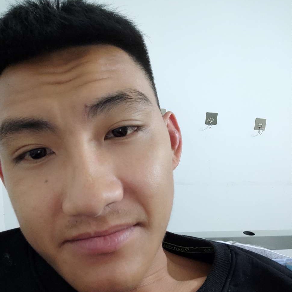 天生恋爱脑的照片