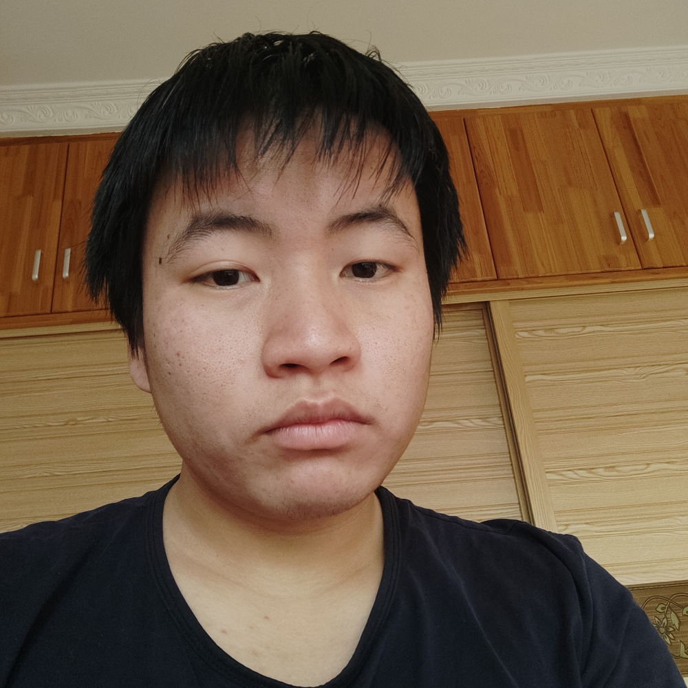 愤怒踢鲜花的照片