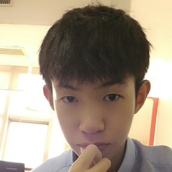 孤心拾忆碧蓝的照片