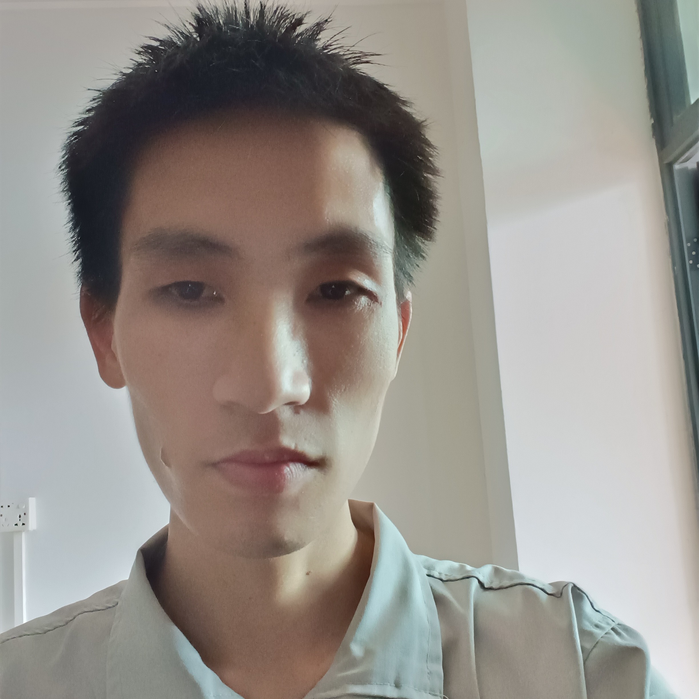 甜言勿语的照片