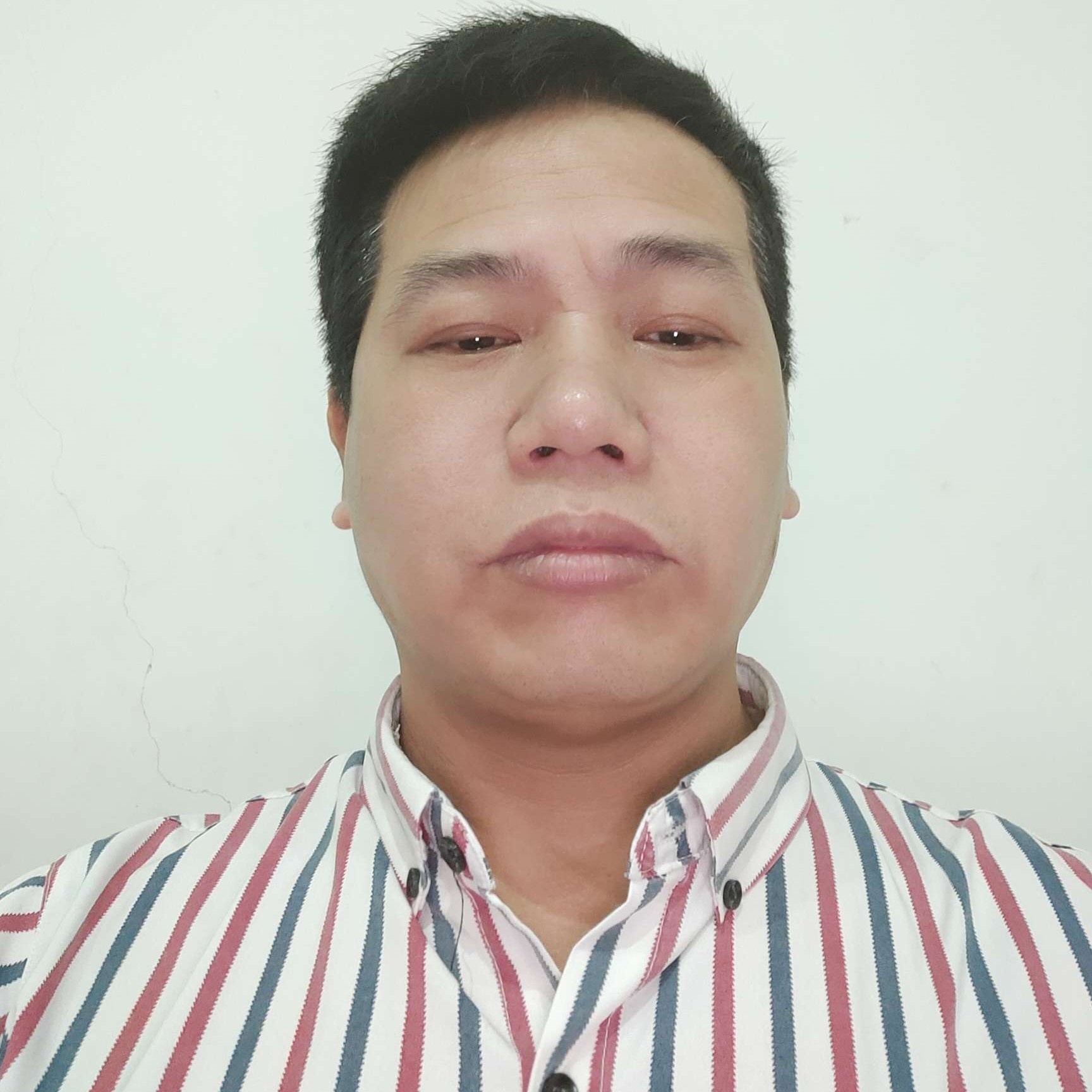 老虎爱恋震动的照片