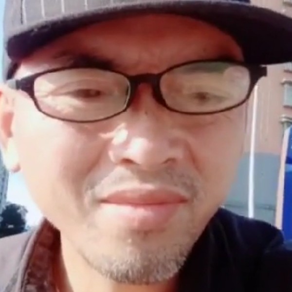 纸鹤和无语的照片