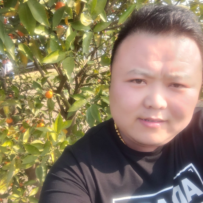 流岚爱恋兴奋的照片
