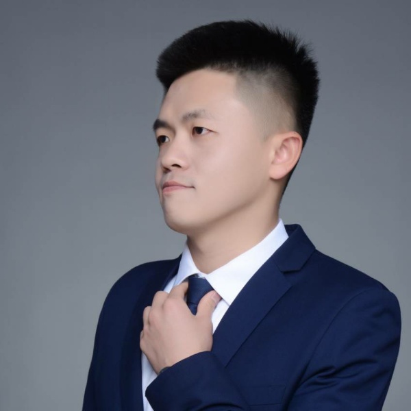小巳的照片