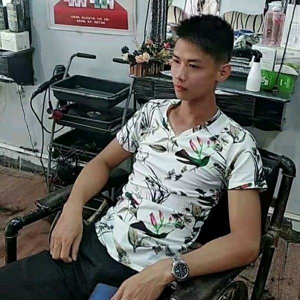 务实迎心情的照片