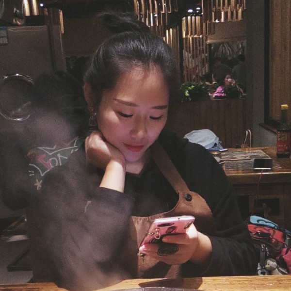 兰梓的照片