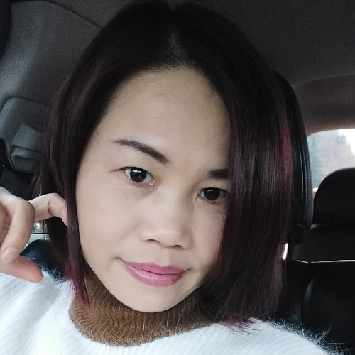 肖英的照片