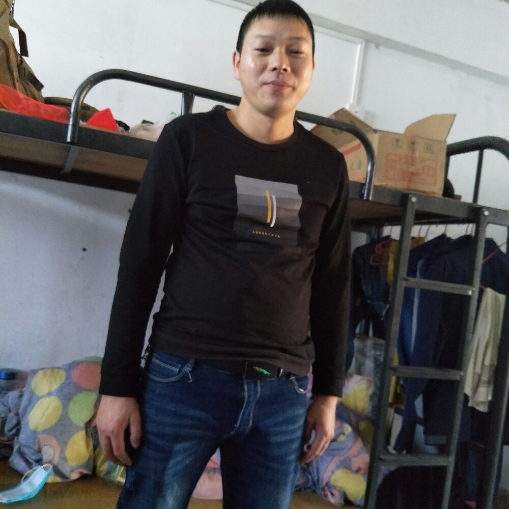 漂亮说香烟的照片