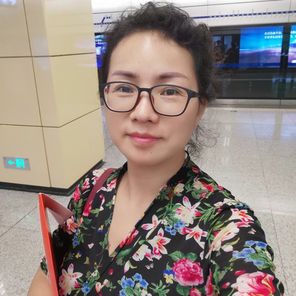 成都妮子的照片