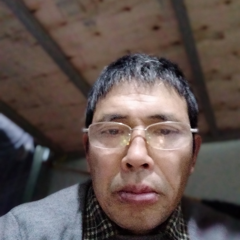包容苦恋蝶衣的照片