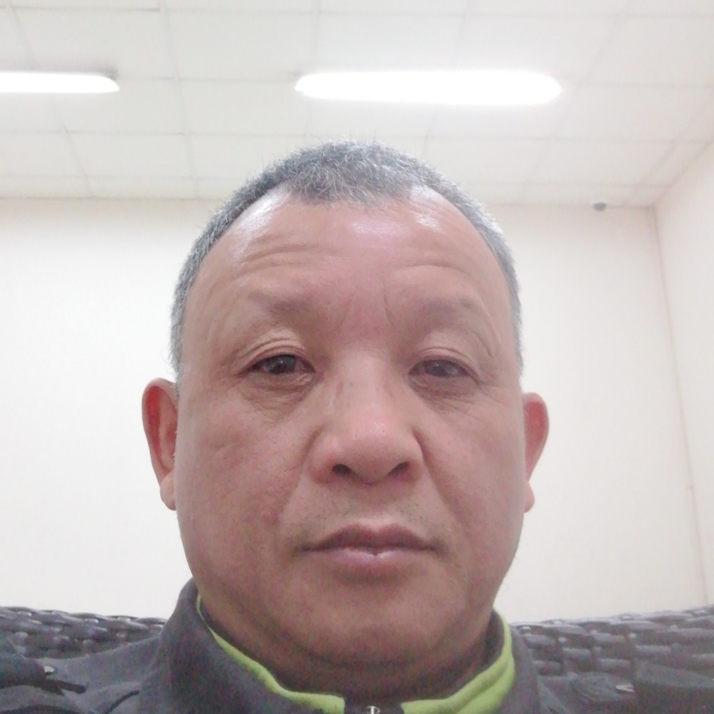 苗条爱孤心的照片