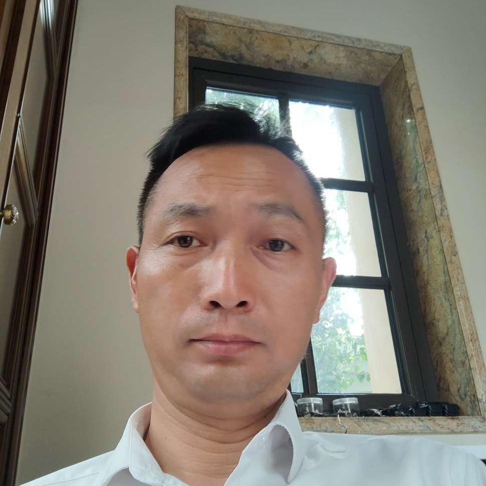魏武的照片