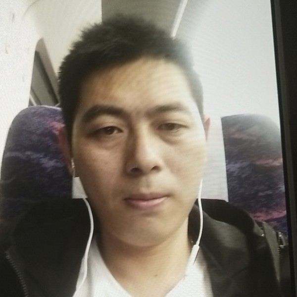 凌晨的烟深夜的酒的照片
