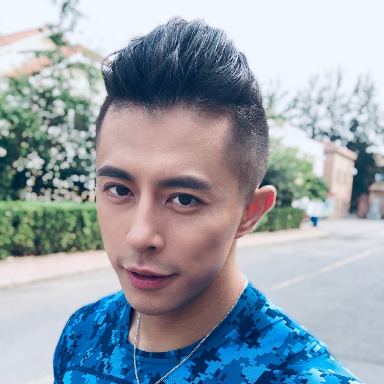 四块五的仔123的照片