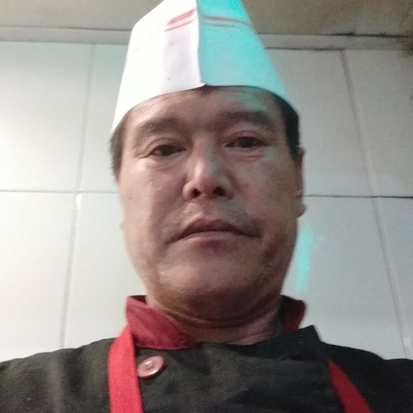 戒指说魁梧的照片