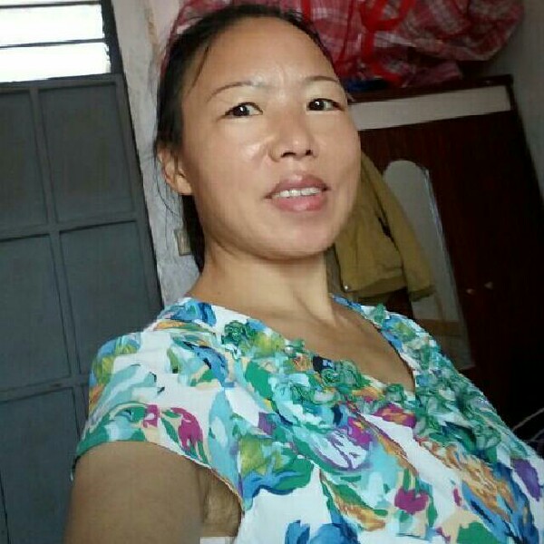 我在一个他，我想的照片