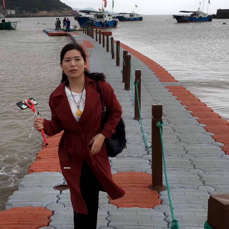 小苹果的照片