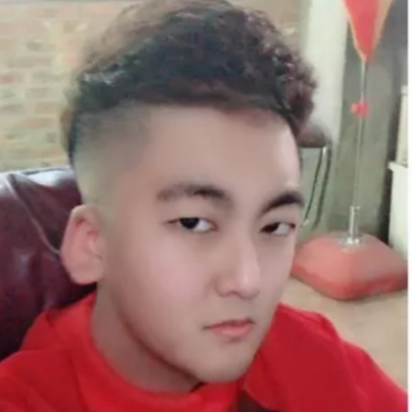 Red_哞*的照片