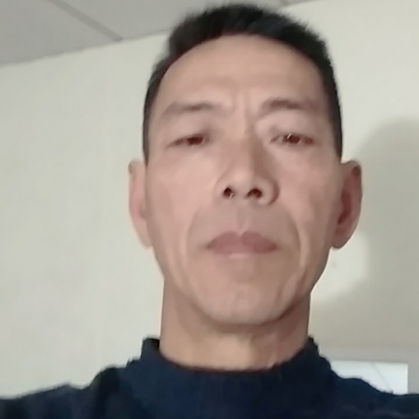 李建荣的照片