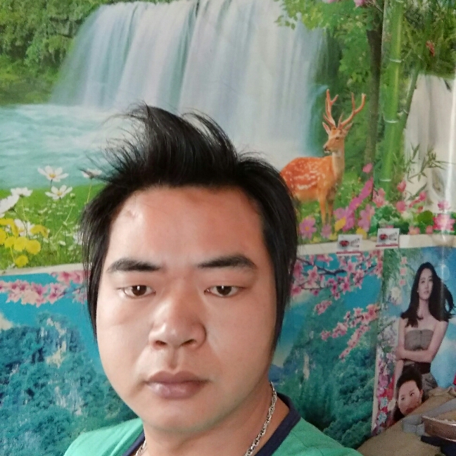 华沉天振的照片