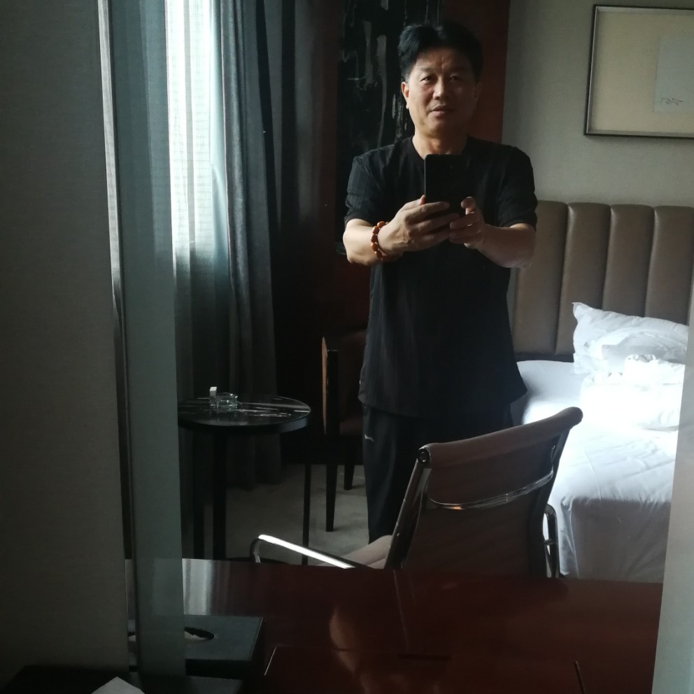 张得成的照片