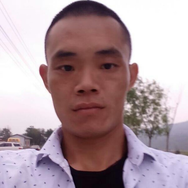 李方建的照片