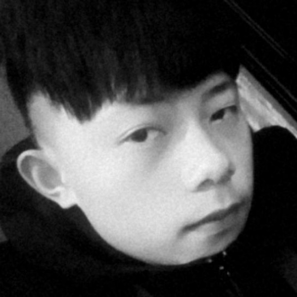 奔驰商务宝马代步的照片