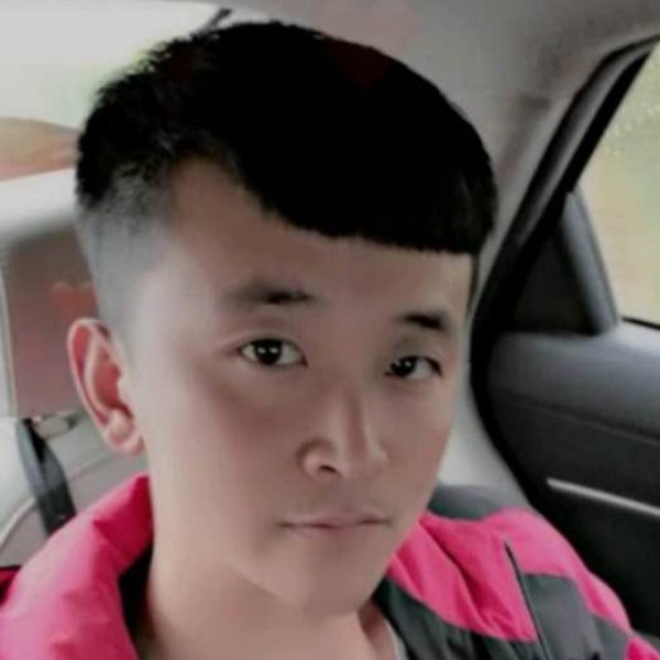 可靠有眼神的照片