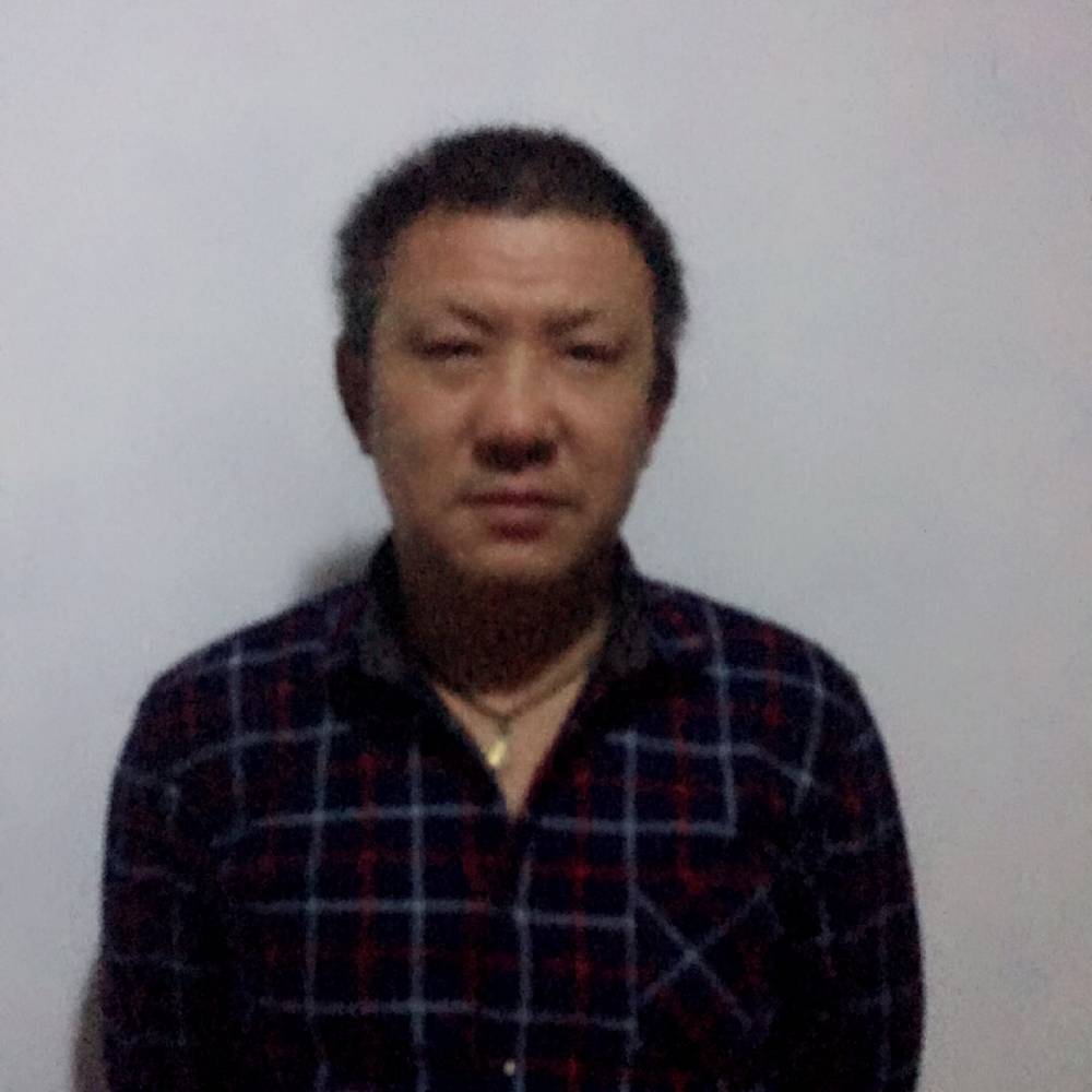 健康挽手晨曦的照片