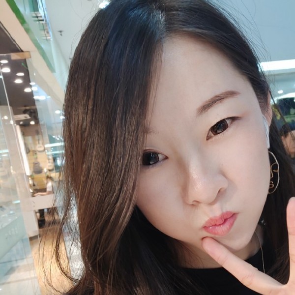 Julia的照片
