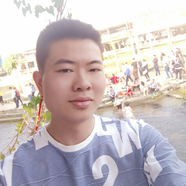 避风港·的照片
