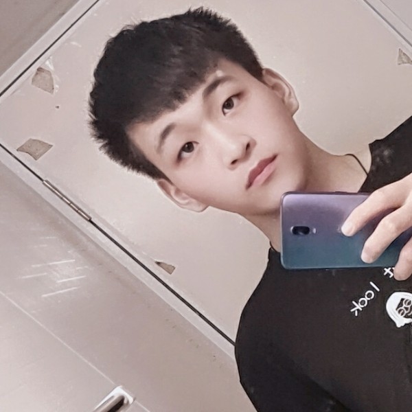白茶清欢渡。的照片