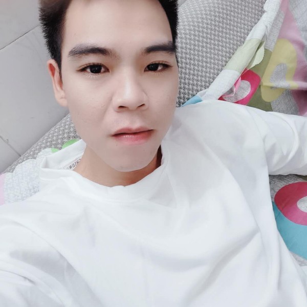 悲凉回眸冷月的照片