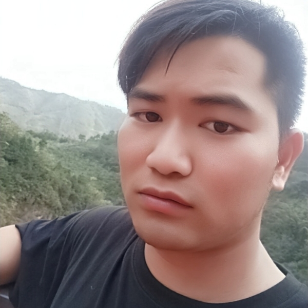 振钊的照片