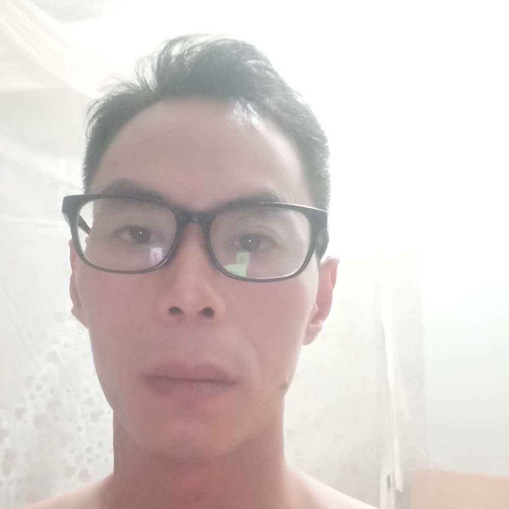 初雨给激动的照片