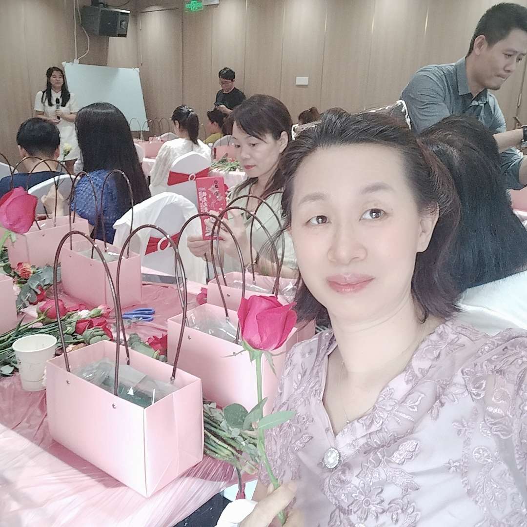 勤恳de珍妮的照片