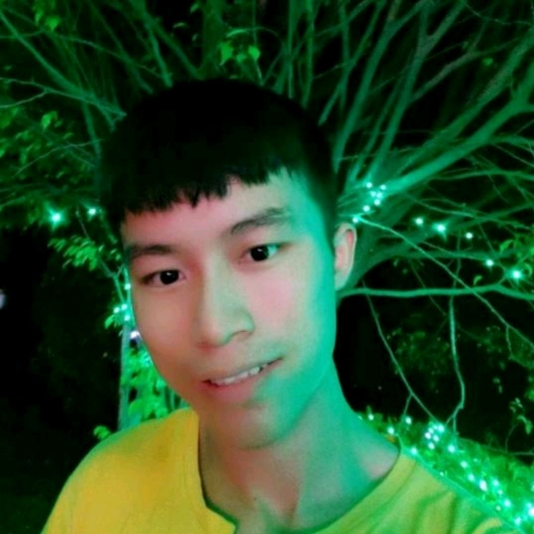 告依的照片