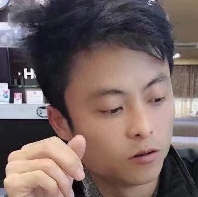 眼神说坚强A的照片