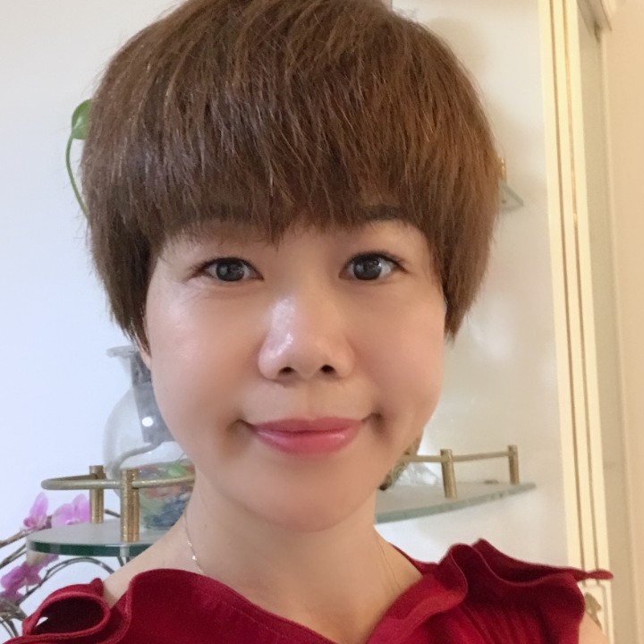 小熊猫放弃受伤的照片