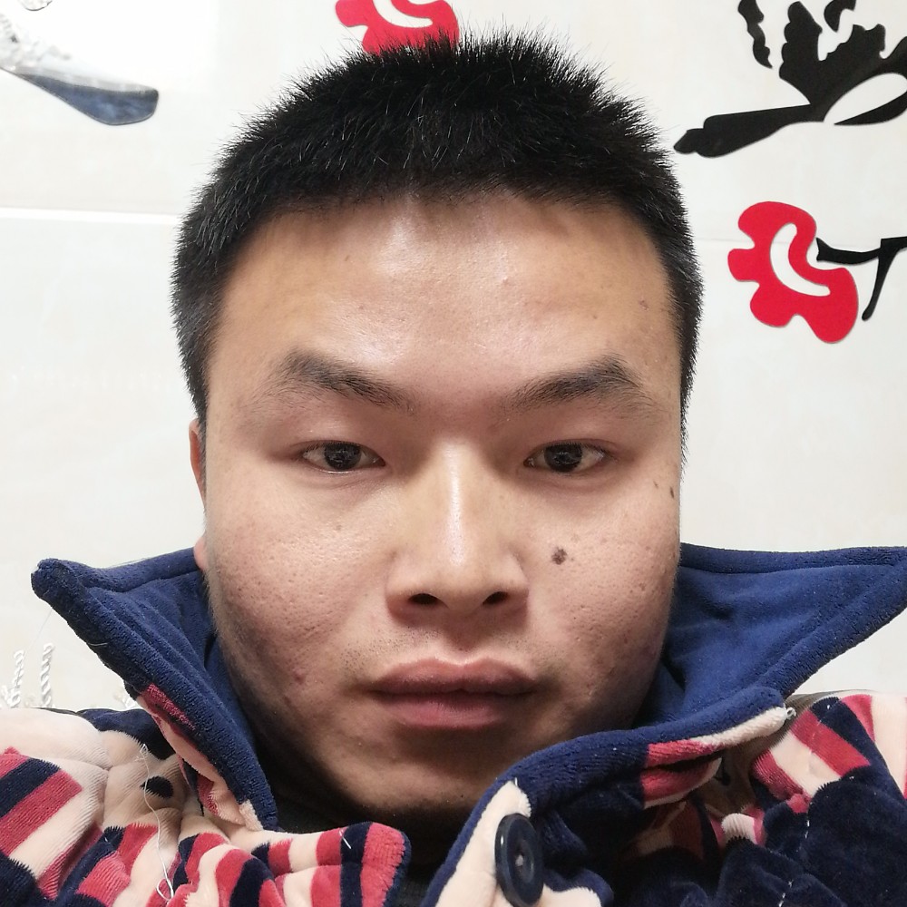 和谐倾心天空的照片