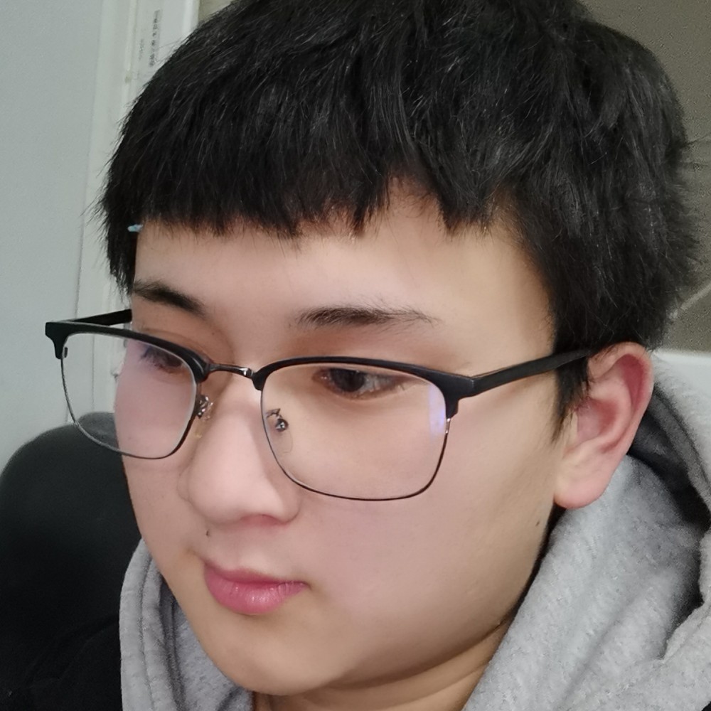 抱紧怀中人的照片
