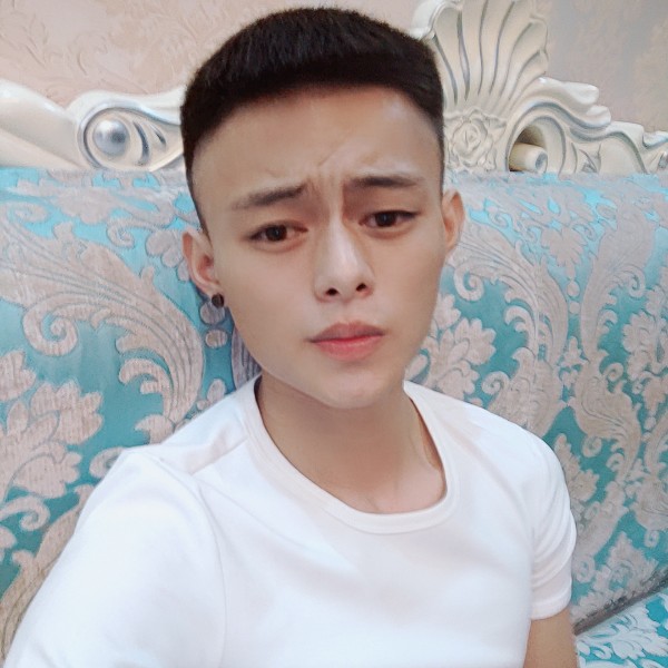 爱笑有小白菜的照片