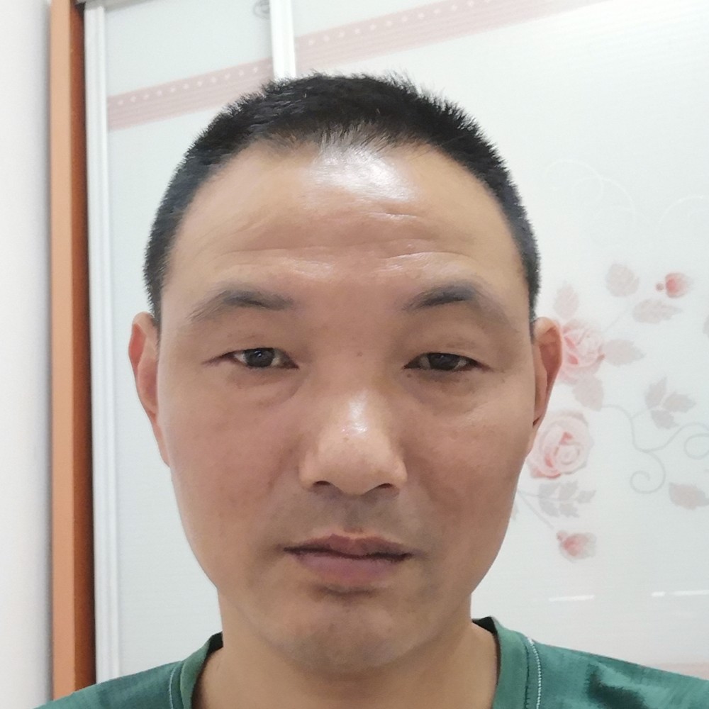 伶俐挽手茉莉的照片