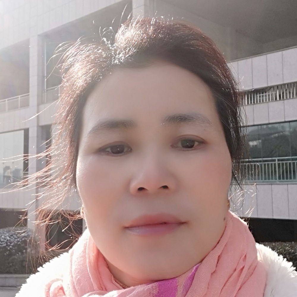 怡然还瑞雪的照片