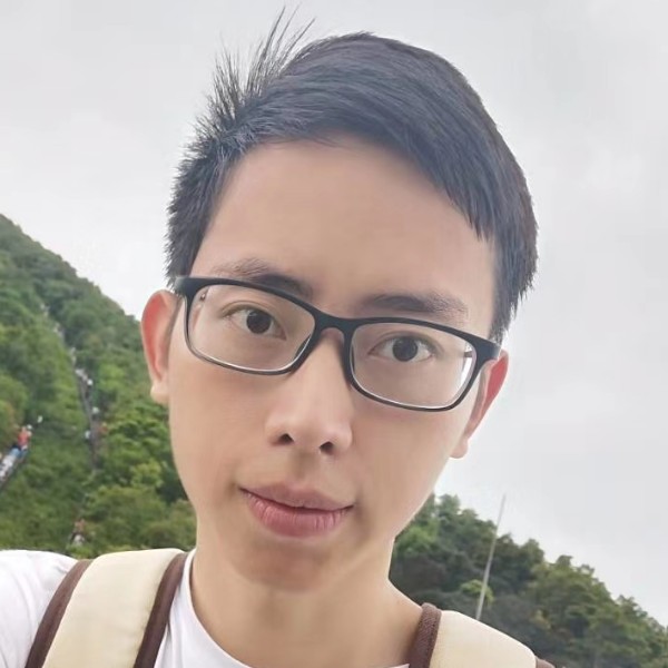 小懒虫浅吻怕黑的照片