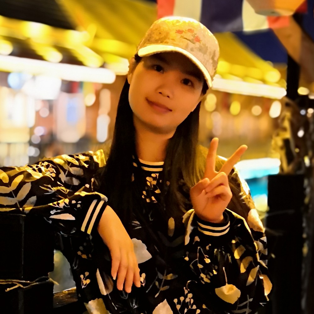 高大蹁跹短靴的照片