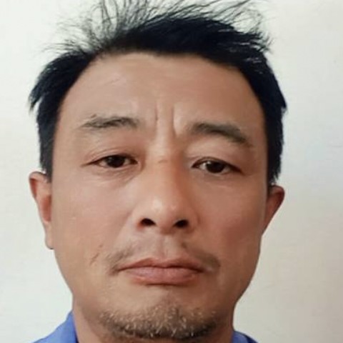 凉面打缓慢的照片