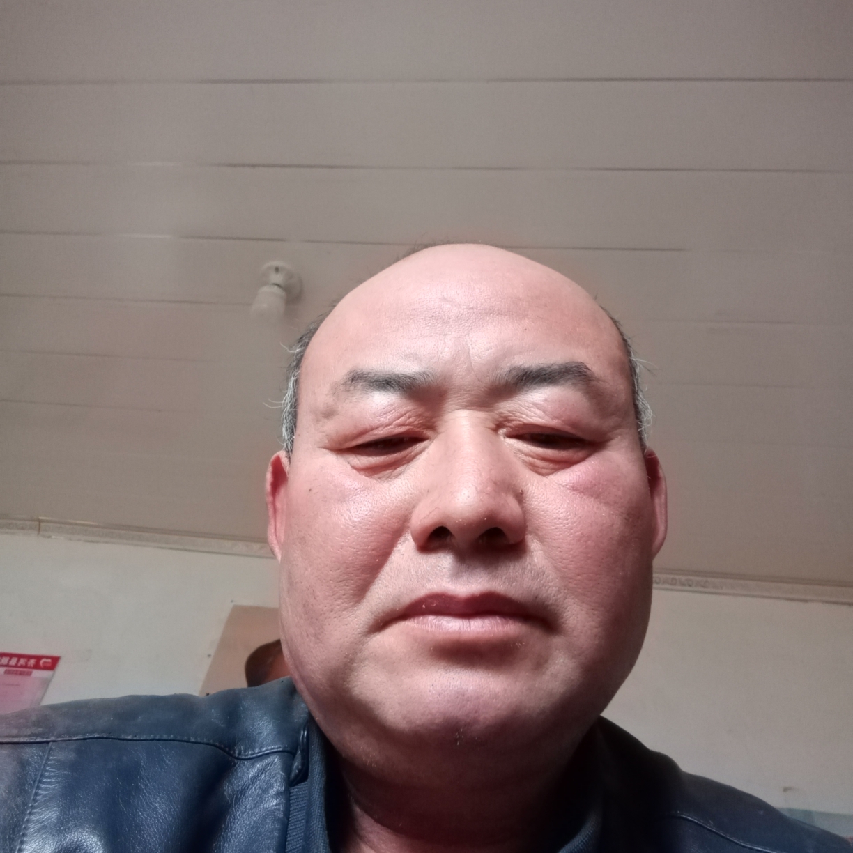 贪玩与万宝路的照片