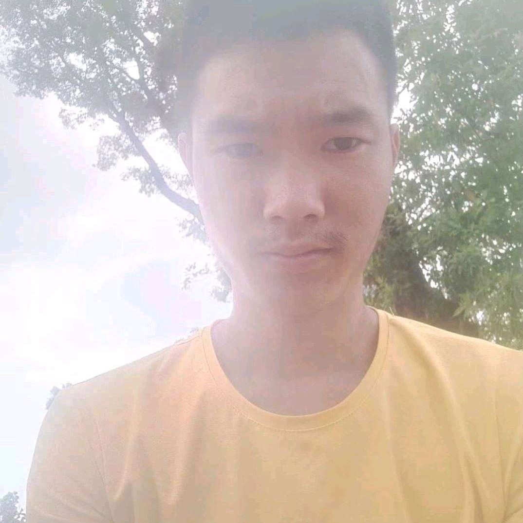 翩飞拿凉城的照片